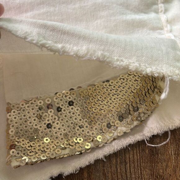 Affliction VIKKI white shredded cut off denim jean shorts gold sequin Sz 30 Y2K - Picture 5 of 10